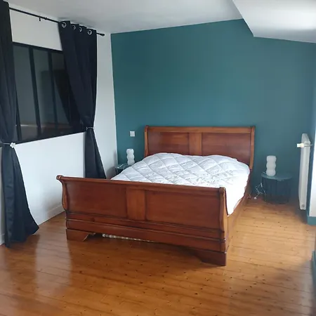 Belle Maison Familiale Pres De La Rochelle *